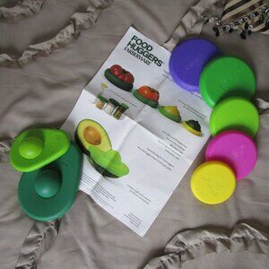 mixed lot of silicone food huggers